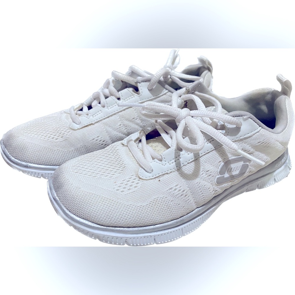 Skechers shoes! Very comfortable